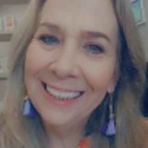 Meet your Posher, Sallye